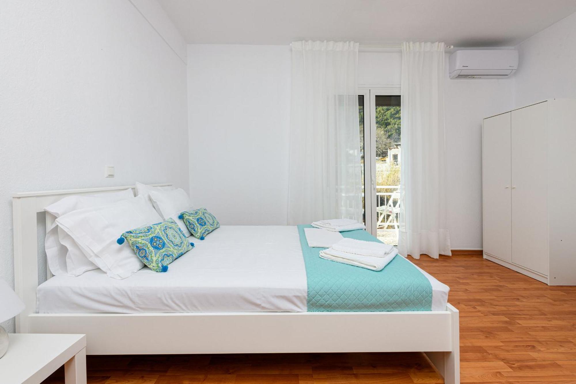 Whitegold Apartments Panagia 帕纳基雅 外观 照片