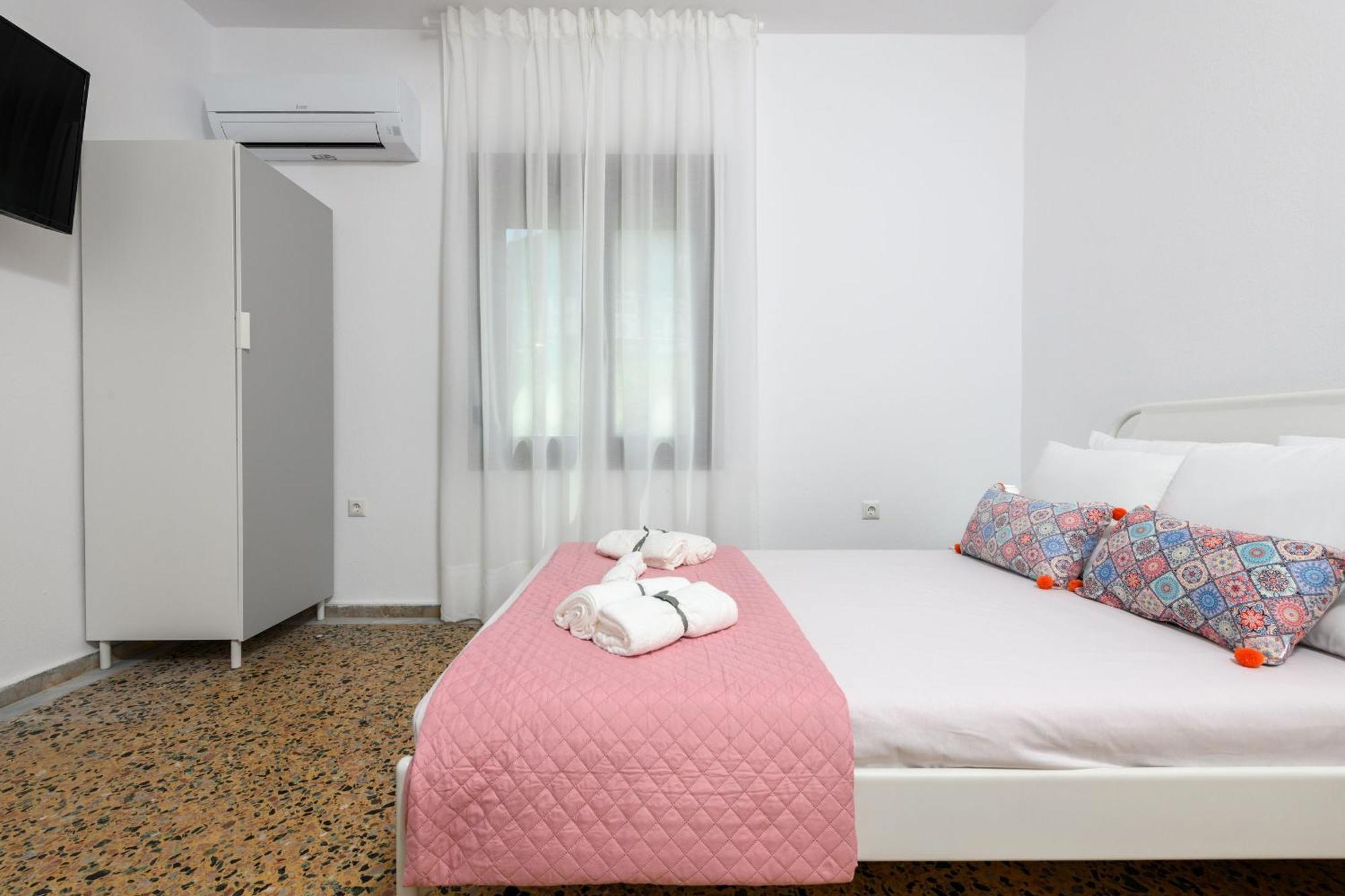 Whitegold Apartments Panagia 帕纳基雅 外观 照片
